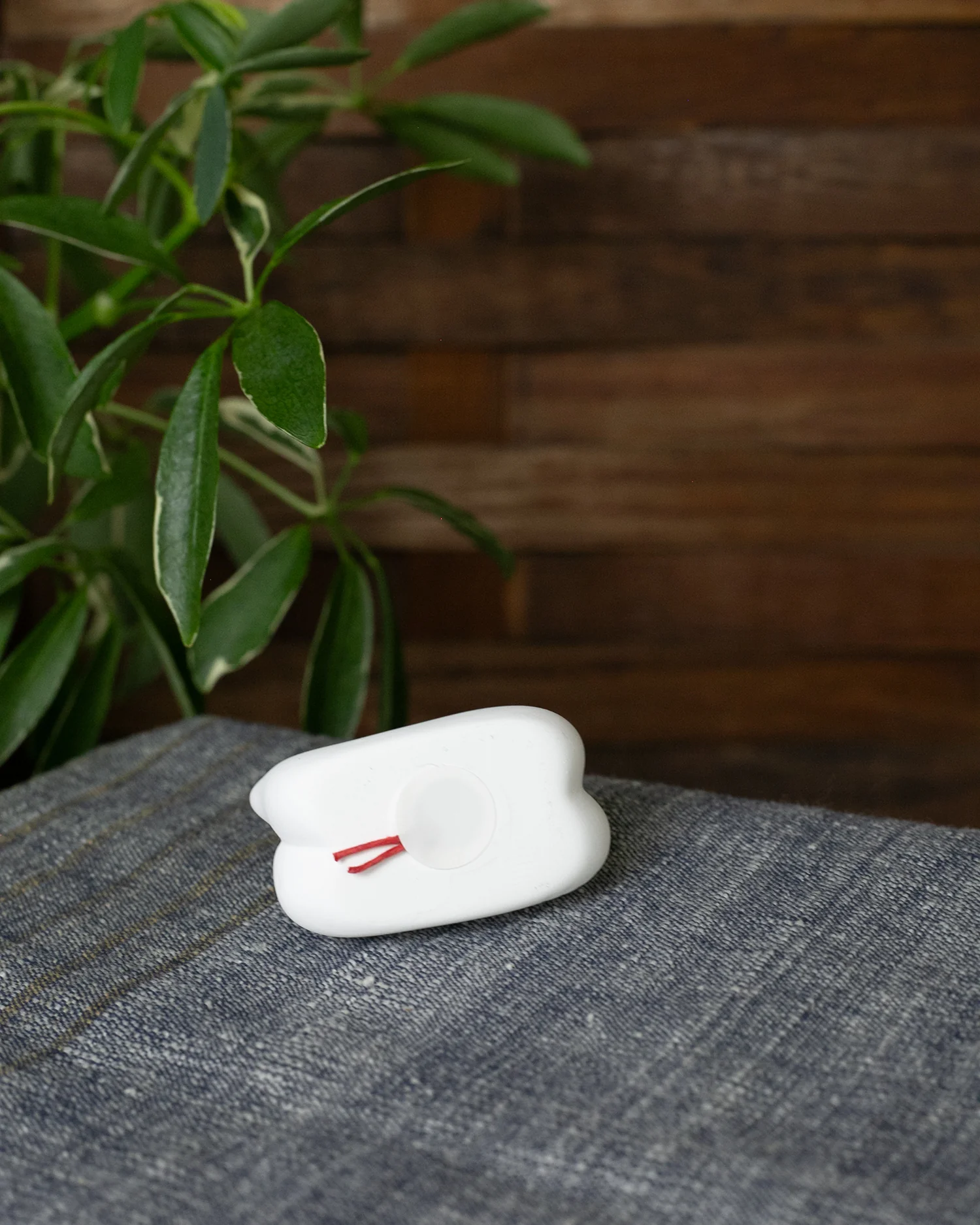 Wa-Modern Omikuji Snake, White - Image 4